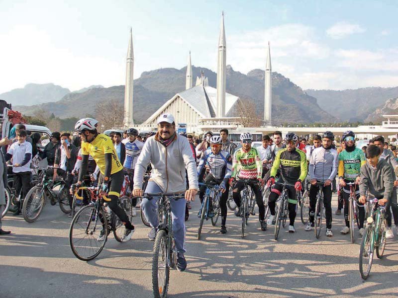 participants of a cycle rally held in connection with kashmir solidarity day photo inp