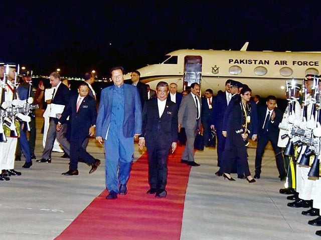premier was received by senior official of malaysian government including defence minister photo app premier was received by senior official of malaysian government including defence minister photo app