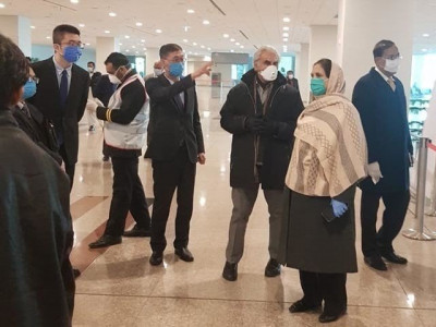 pakistanis stranded in china start flying back home pakistanis stranded in china start flying back home