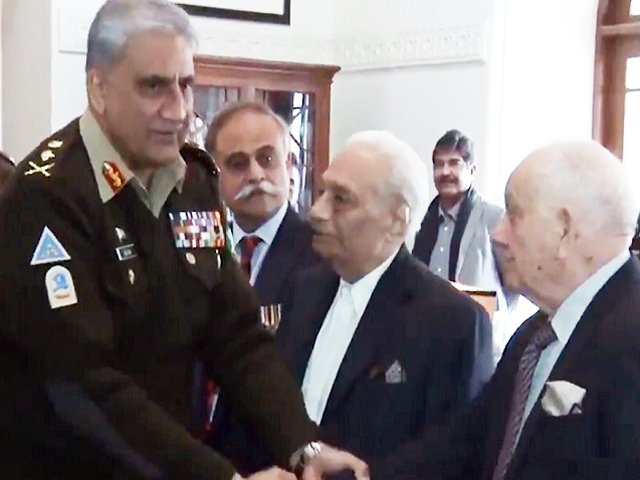 gen qamar attends platinum jubilee reunion of 1st pma long course in rawalpindi screengrab ispr