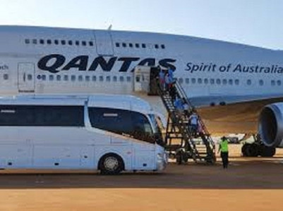 watch australian evacuees from china test negative for virus but face 14 day quarantine watch australian evacuees from china test negative for virus but face 14 day quarantine
