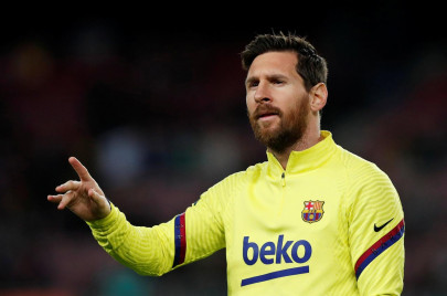 messi fires back at barca sporting director abidal after jibe