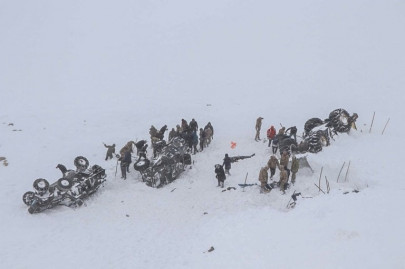 avalanches kill nearly 40 in eastern turkey avalanches kill nearly 40 in eastern turkey