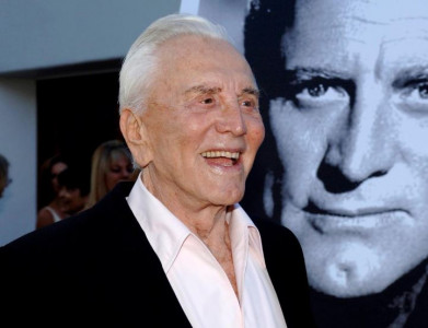 hollywood s legend kirk douglas dies at 103