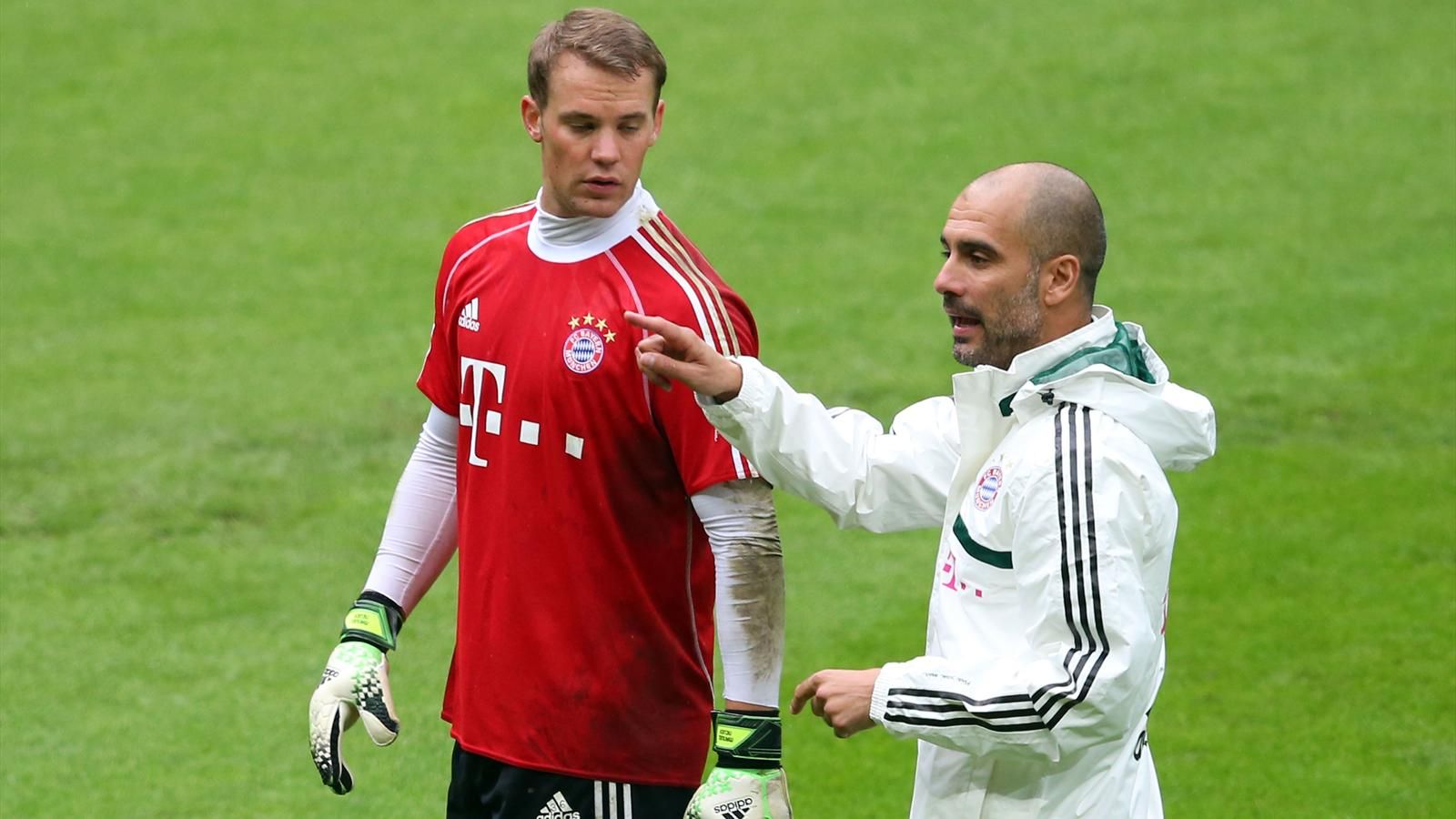guardiola wanted to play keeper neuer in midfield says bayern s rummenigge