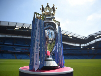 premier league clubs vote for longer summer transfer window