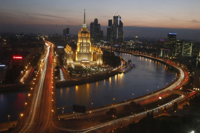 thousands of mysterious bomb hoaxes plague moscow