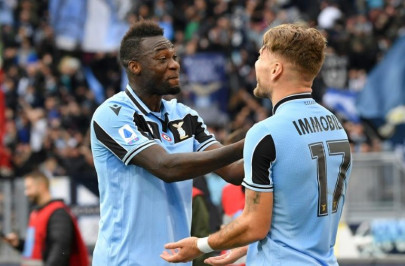 caicedo fires title chasing lazio one point behind juve