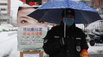 china virus death toll tops 1 100 as new cases fall china virus death toll tops 1 100 as new cases fall