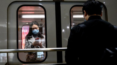 china retreats online to weather coronavirus storm