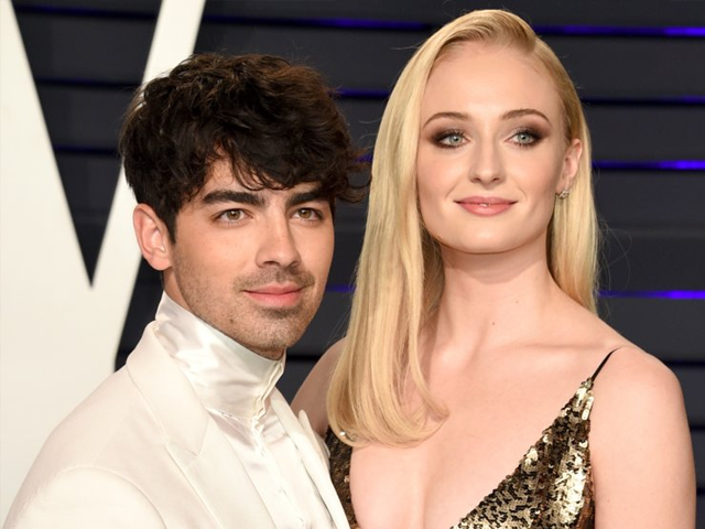 joe jonas and sophie turner expecting their first child