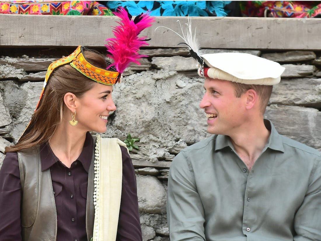 kate middleton prince william pen appreciation letter to dc lower chitral