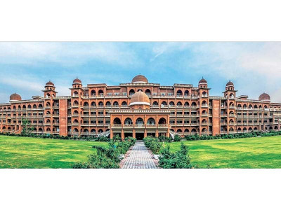 uop chancellor skips graduation ceremony uop chancellor skips graduation ceremony