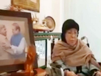 nawaz s 90 year old mother leaves for london today nawaz s 90 year old mother leaves for london today