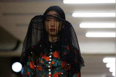 face masks hand sanitizers become must have accessories at lfw face masks hand sanitizers become must have accessories at lfw