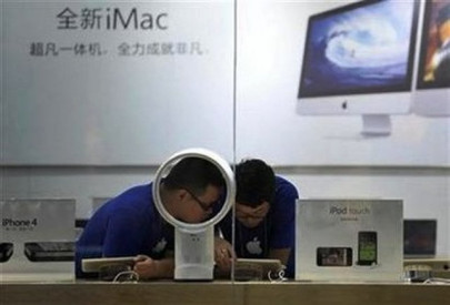 fake apple store even fools staff