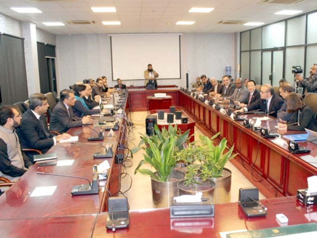 sapm on poverty alleviation dr sania nishtar and fao delegation led by fao dg qu dongyu hold meeting photo express sapm on poverty alleviation dr sania nishtar and fao delegation led by fao dg qu dongyu hold meeting photo express