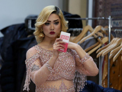 afghanistan celebrates valentine s day with red roses and fashion shows afghanistan celebrates valentine s day with red roses and fashion shows