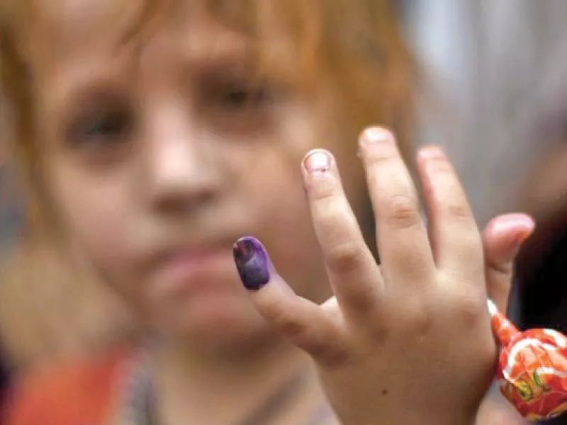 campaign seeks to immunise 39 6 children except karachi where it had started a week earlier photo express file campaign seeks to immunise 39 6 children except karachi where it had started a week earlier photo express file