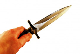 man attacks parents with dagger
