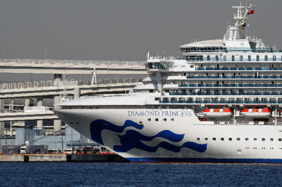 americans arrive home from virus infected cruise ship americans arrive home from virus infected cruise ship