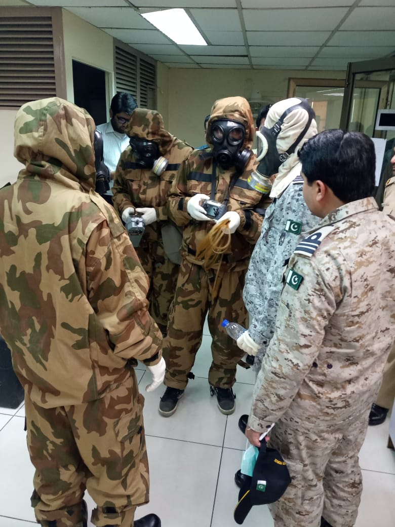 military s chemical nuclear specialists called in as karachi toxic gas toll hits 14