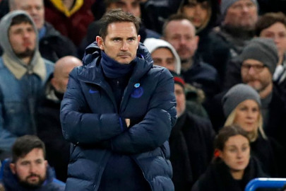 lampard asks for chelsea fight after smash and grab united defeat