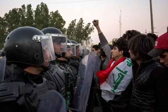 iraq 039 s protest movement is now at a crossroads as numbers dwindle in the face of an intimidation campaign photo afp iraq 039 s protest movement is now at a crossroads as numbers dwindle in the face of an intimidation campaign photo afp