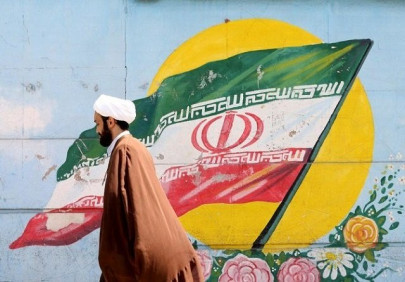 iran environmentalists jailed up to 10 years for spying