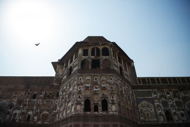 this photograph taken on october 8 2017 shows the historic mughal era lahore fort in the pakistani city of lahore photo file this photograph taken on october 8 2017 shows the historic mughal era lahore fort in the pakistani city of lahore photo file