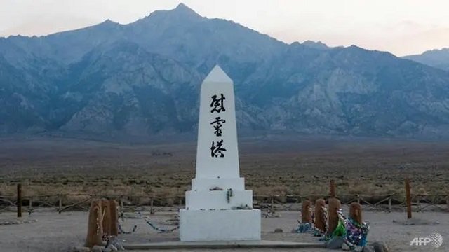 a monument at the site of the japanese american concentration camp in manzanar california photo afp
