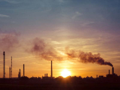 global oil refiners struggle with weak demand