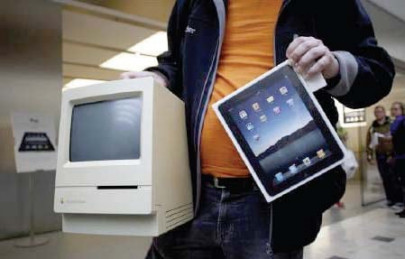 declining sales pcs challenged by smartphones