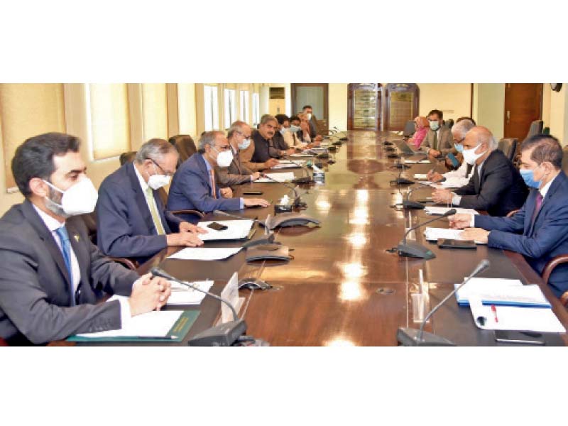 special finance secretary mohsin chandna presented current economic situation of the country and stressed that the economy was on path of recovery photo pid