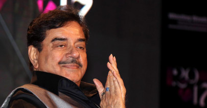 shatrughan sinha spotted at a wedding in lahore pakistan shatrughan sinha spotted at a wedding in lahore pakistan
