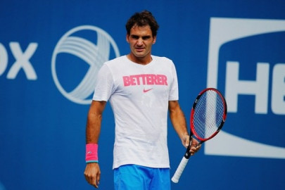 federer has knee surgery will miss french open