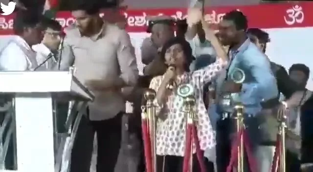 indian teenager chants 039 pakistan zindabad 039 slogan while speaking on stage at a rally in bengaluru photo screengrab