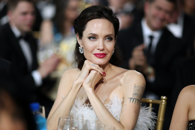 angelina jolie pens a powerful note on syrian refugees