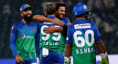 multan sultans cruise to five wicket victory over lahore qalandars multan sultans cruise to five wicket victory over lahore qalandars