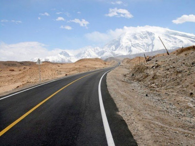 minister demands widening of quetta sibi road