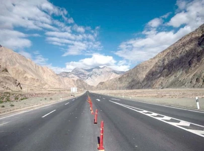 body set up to steer cpec projects