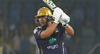 azam sarfaraz steer gladiators to victory over kings