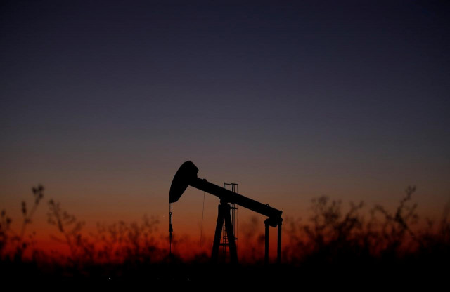 crude fell almost 4 on monday on concern the coronavirus outbreak could turn into a pandemic photo reuters crude fell almost 4 on monday on concern the coronavirus outbreak could turn into a pandemic photo reuters