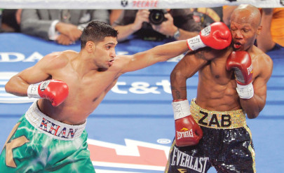 amir floors judah to capture ibf title