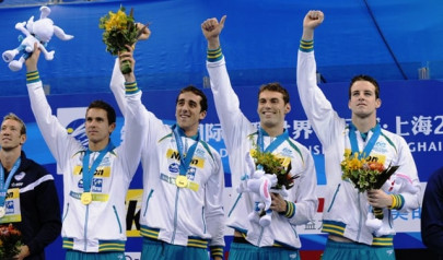 australia stun phelps led us