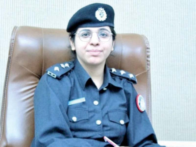 first hindu woman dons police officer s uniform