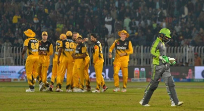 hbl psl 5 zalmi beat qalandars by 16 runs in rain curtailed match hbl psl 5 zalmi beat qalandars by 16 runs in rain curtailed match