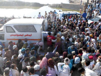 nooriabad bus fire victims laid to rest