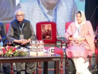 the day pakistan literature festival commenced at the alhamra art council urdu literature icon amjad islam amjad passed away an empty chair was placed on the dais in his memory photo hamad elahi express