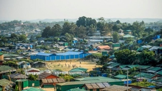 people traffickers prey on rohingya refugees from myanmar crammed into squalid camps in bangladesh photo afp